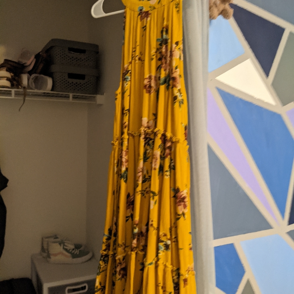 Yellow halter dress with tie